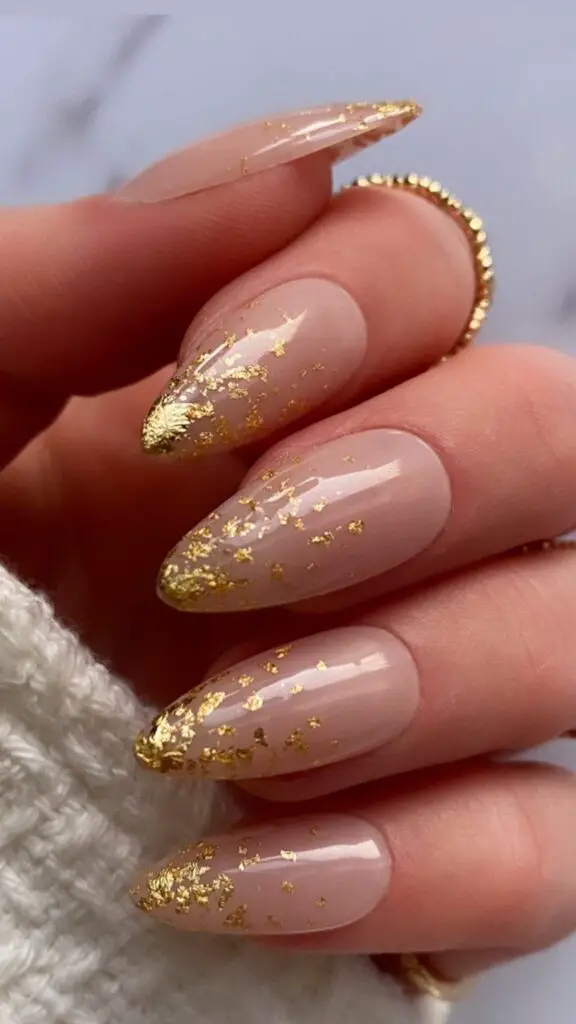 20 unique almond shaped nails designs and Ideas