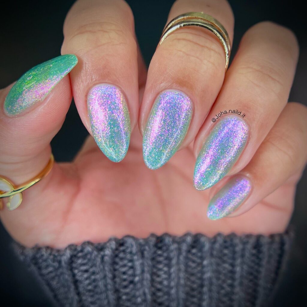 20 unique almond shaped nails designs and Ideas