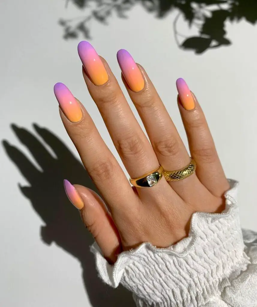 20 unique almond shaped nails designs and Ideas