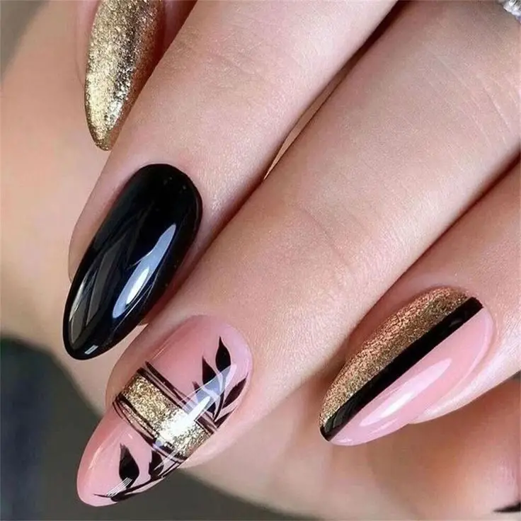 85+ Best Unique Line Nail Designs and Ideas | Sarah Scoop