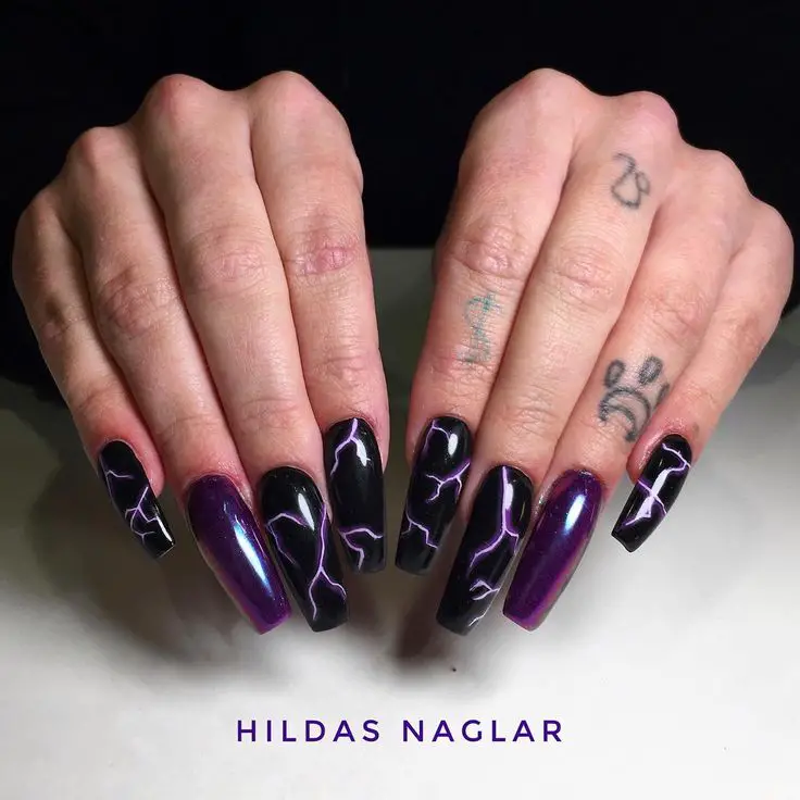 Black and Purple nails coffin