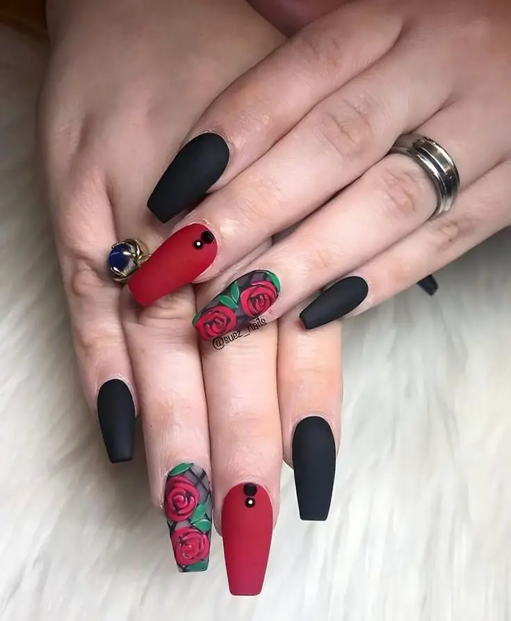 Red Roses on Black Nails For Valentines