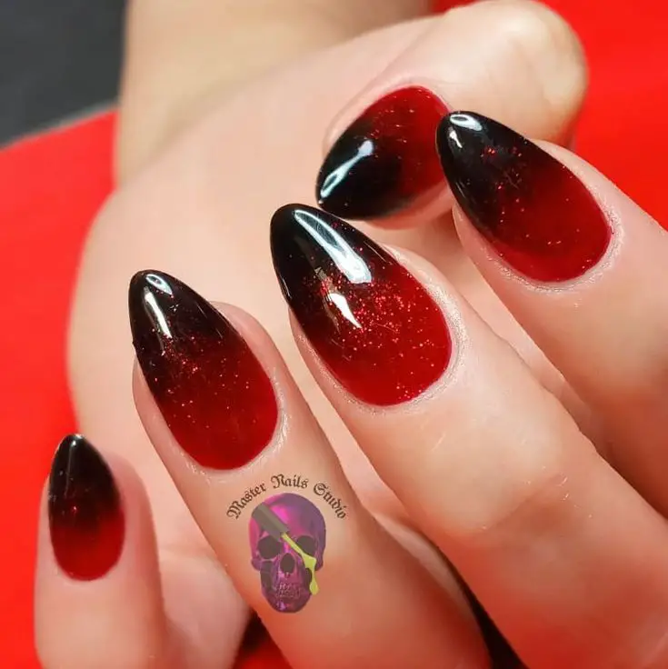 Red & black Ombré nails