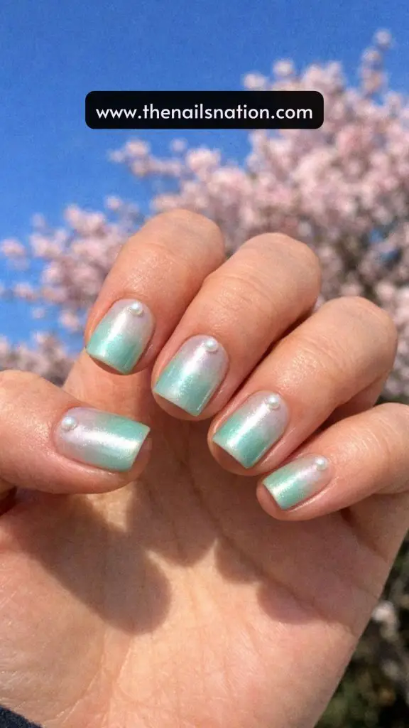 Mint Green Chrome Ombré Spring Nails